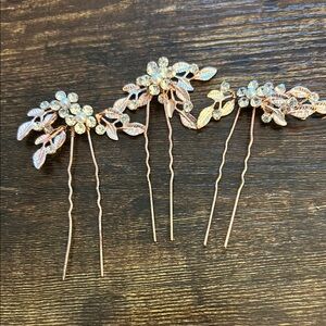 Source Unknown Gold Botanical Hair Accessories